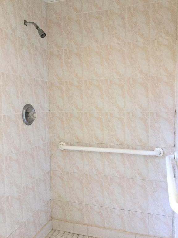 Americas Best Value Inn And Suites Saint Charles Luaran gambar