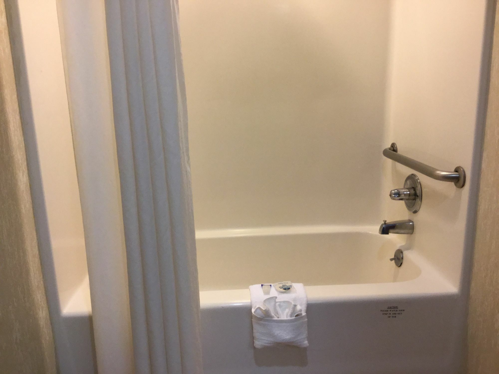Americas Best Value Inn And Suites Saint Charles Luaran gambar